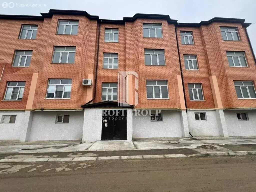 2-комнатная квартира: Махачкала, 9-я Акгёльная улица, 11 (70 м) - Фото 1