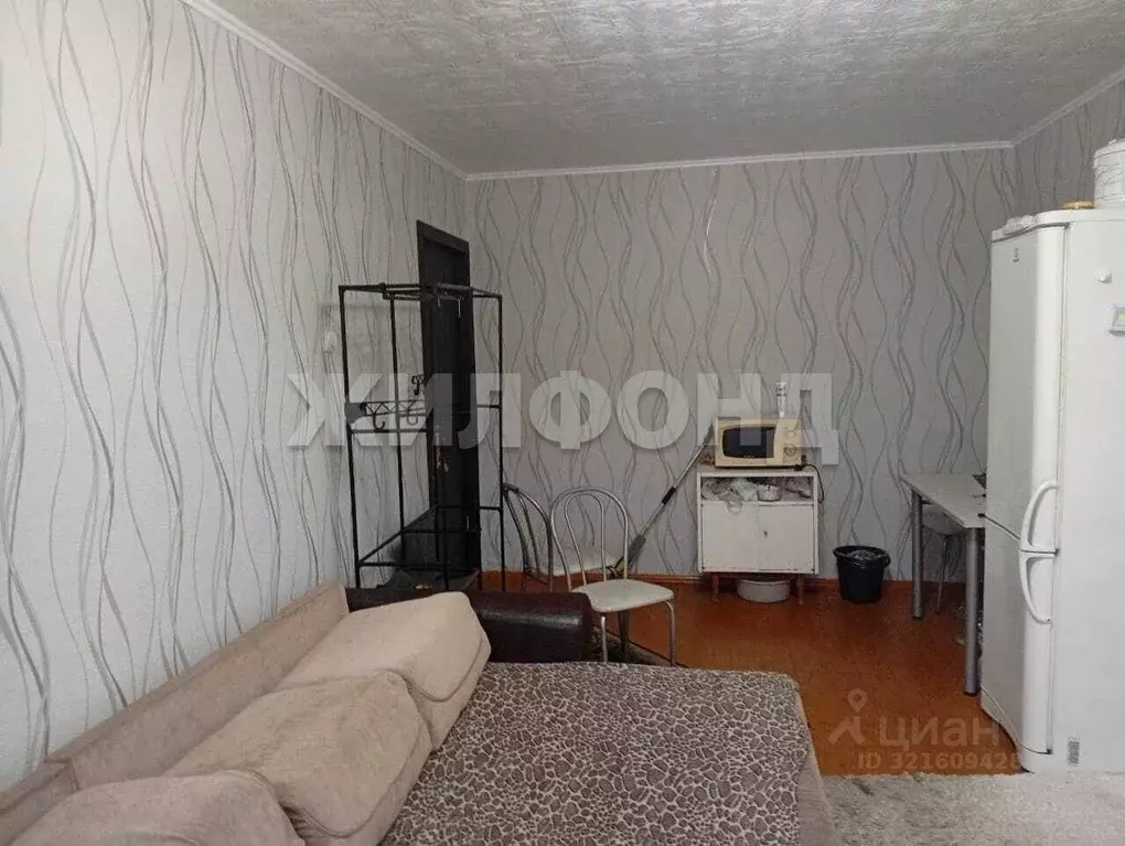 Комната Новосибирская область, Новосибирск Барьерная ул., 11 (17.0 м) - Фото 2