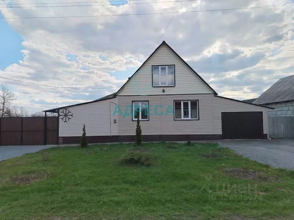 Дом в Белгородская область, Новооскольский муниципальный округ, с. ... - Фото 2