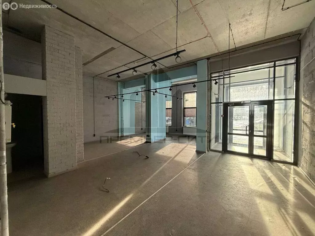 Торговая площадь (94 м) - Фото 2