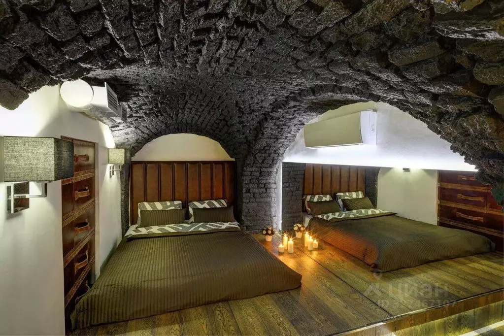 Помещение свободного назначения в Санкт-Петербург наб. Кутузова, 28 ... - Фото 2