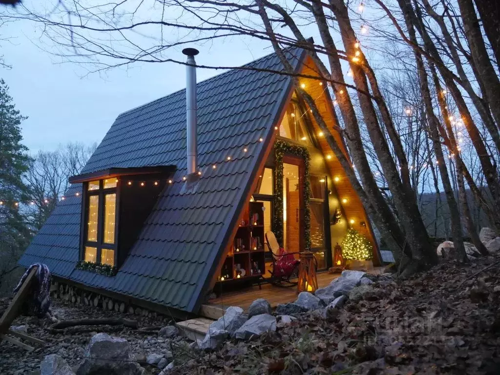 Дом в Краснодарский край, Северский район, Ильское городское ... - Фото 1