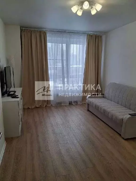 Продается 2-комнатная квартира - Фото 1