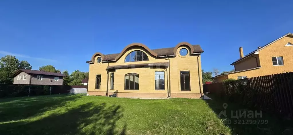 Дом в Калужская область, Калуга пер. Верховой, 9 (433 м) - Фото 1