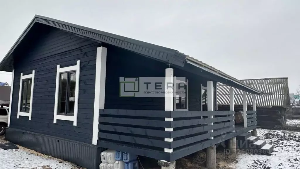 Дом в Башкортостан, Иглинский сельсовет, с. Иглино ул. Чернышевского, ... - Фото 1