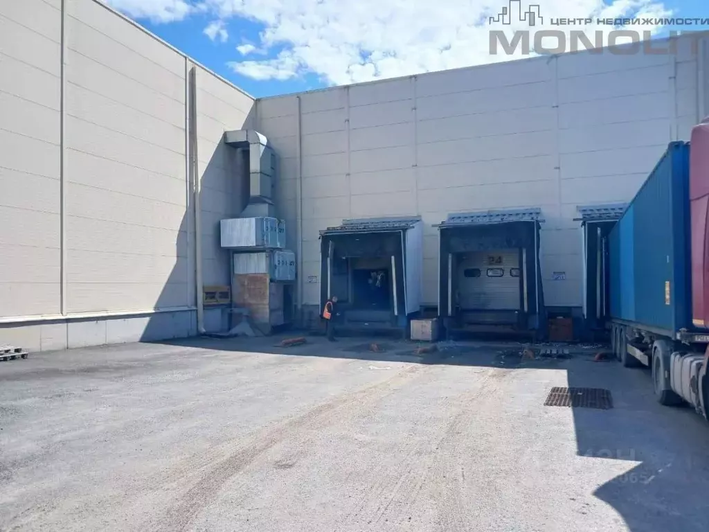 Склад в Свердловская область, Екатеринбург ул. Черняховского, 68 (3000 ... - Фото 2