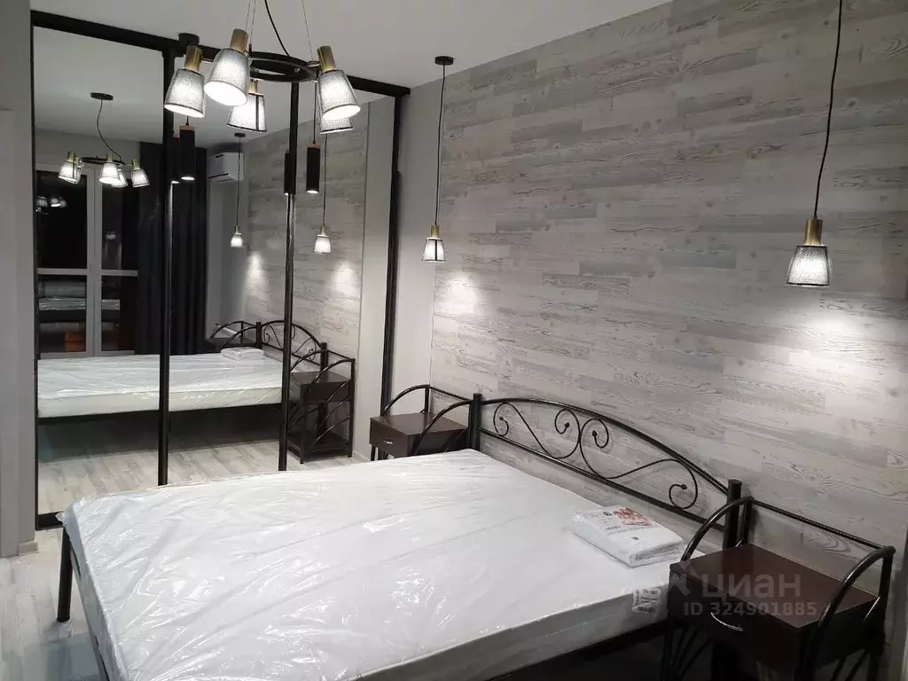 1-к кв. Волгоградская область, Волгоград ул. Расула Гамзатова, 7 (45.0 ... - Фото 1