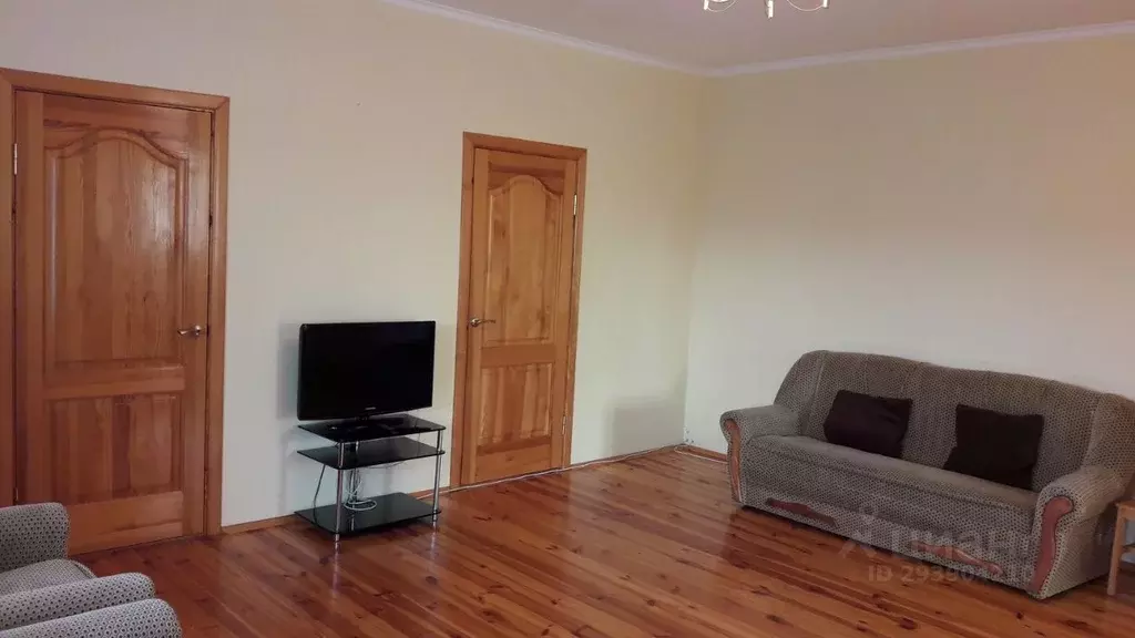 3-к кв. Крым, Симферополь ул. Приветная, 17 (75.0 м) - Фото 2