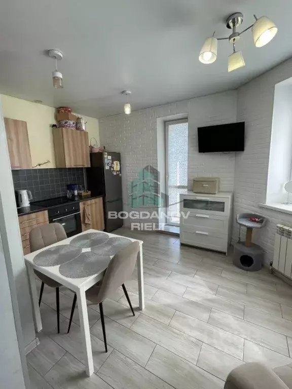 1-к кв. Омская область, Омск ул. Перелета, 21 (40.1 м) - Фото 1