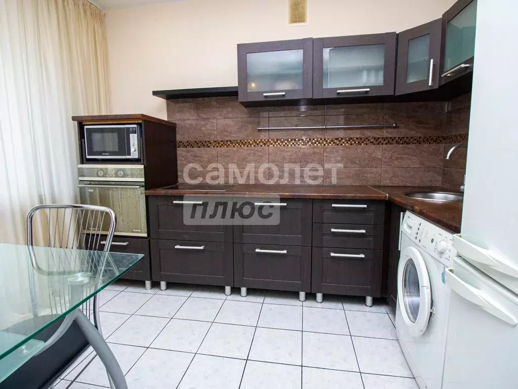 3-к кв. Ульяновская область, Ульяновск Камышинская ул., 12 (70.5 м) - Фото 0