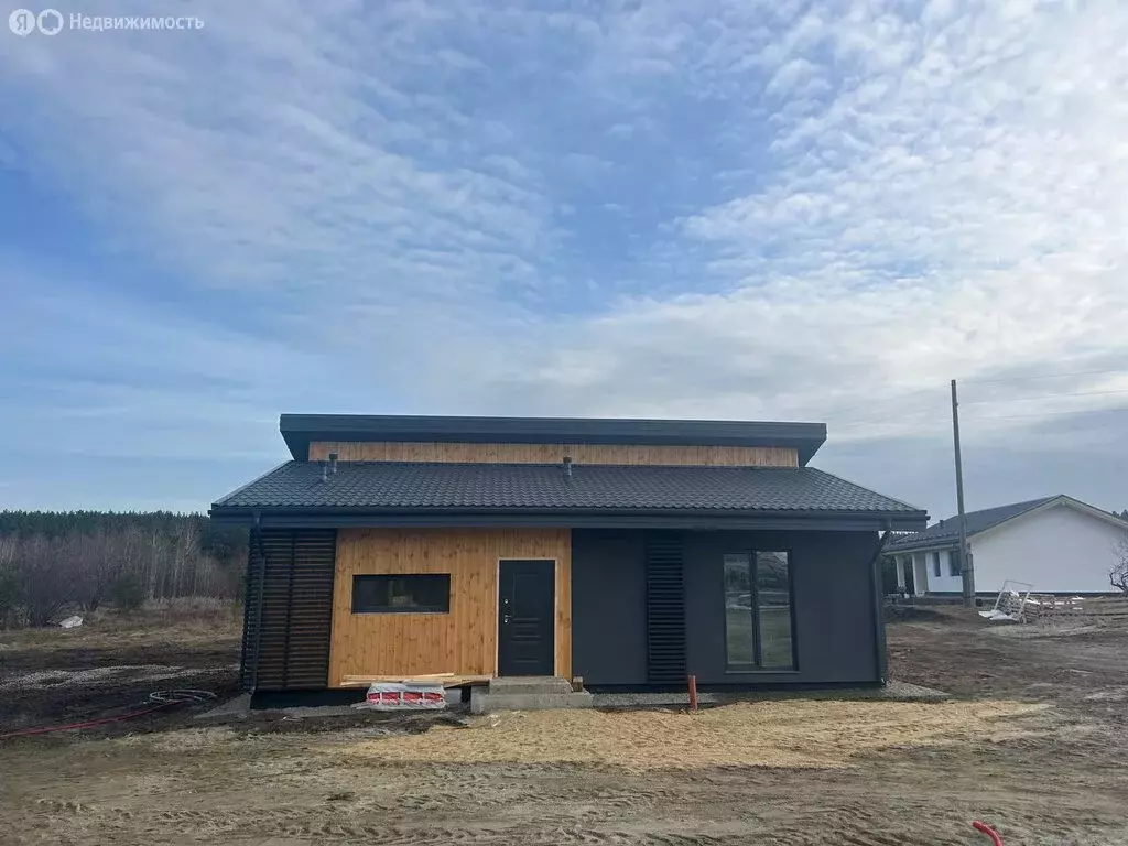 Дом в Свердловская область, муниципальный округ Заречный, деревня ... - Фото 2