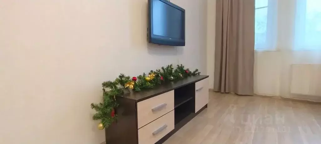 1-к кв. Свердловская область, Екатеринбург ул. Ухтомская, 3 (40.0 м) - Фото 2