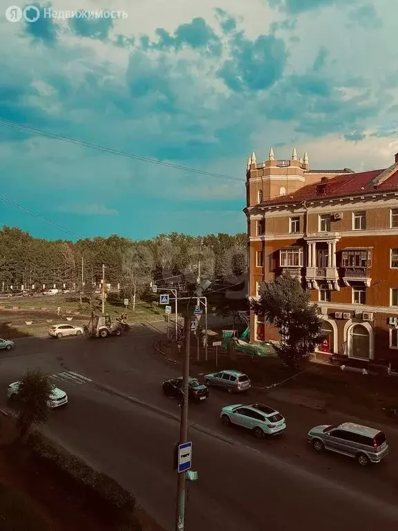 2-комнатная квартира: Омск, улица Богдана Хмельницкого, 160 (65.8 м) - Фото 1