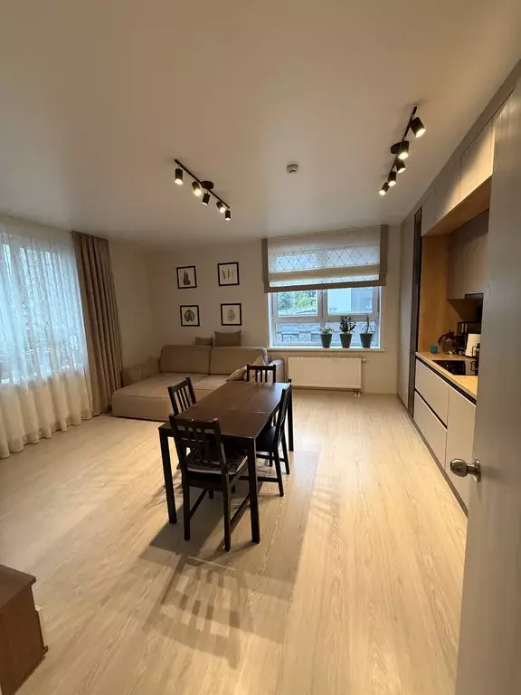 Продаётся 4-к квартира, 75.8 м - Фото 0