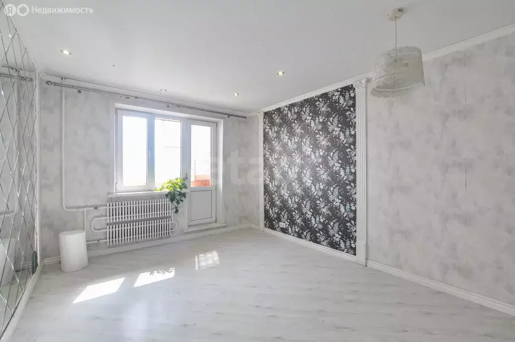 2-комнатная квартира: Липецк, улица И.В. Свиридова, 21 (51.4 м) - Фото 0