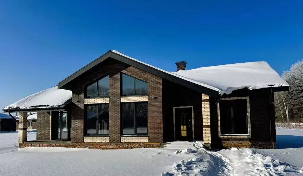 Коттедж в Омская область, Омский район, с. Пушкино ул. Ленского, 10 ... - Фото 1