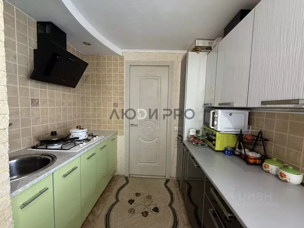 Дом в Саратовская область, Саратов ул. Имени В.И. Чапаева, 165 (42 м) - Фото 1