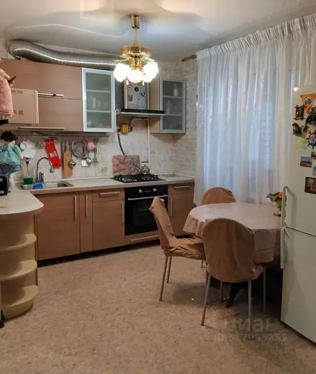 3-к кв. Волгоградская область, Волгоград ул. Репина, 1 (50.0 м) - Фото 0