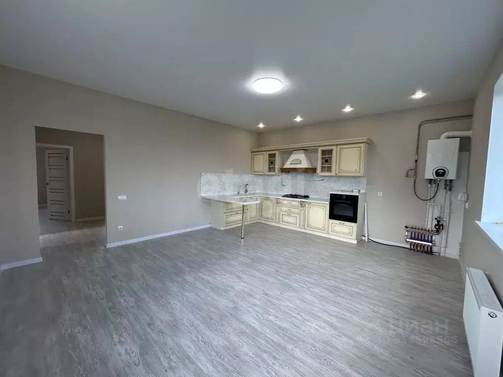 Дом в Башкортостан, Уфимский район, Таптыковский сельсовет, с. ... - Фото 1