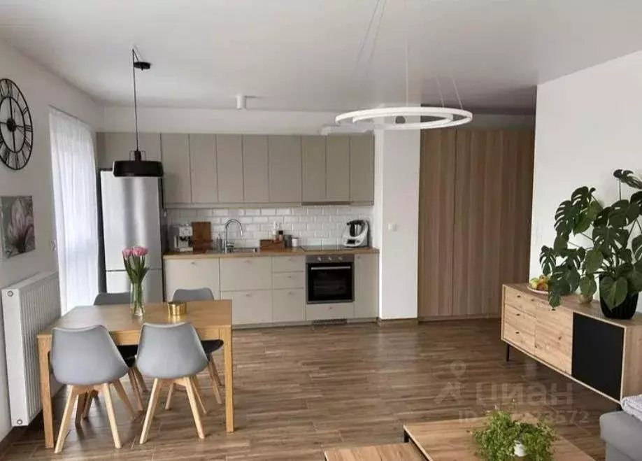 Квартира, 2 комнаты, 56.5 м - Фото 0