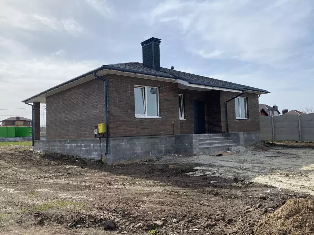 Дом в Белгородская область, Белгородский район, Пушкарское с/пос, с. ... - Фото 1