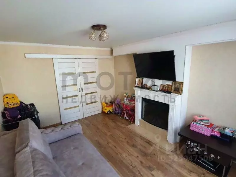 2-к кв. Тюменская область, Тюмень Парфеново мкр, ул. Тимуровцев, 28 ... - Фото 2