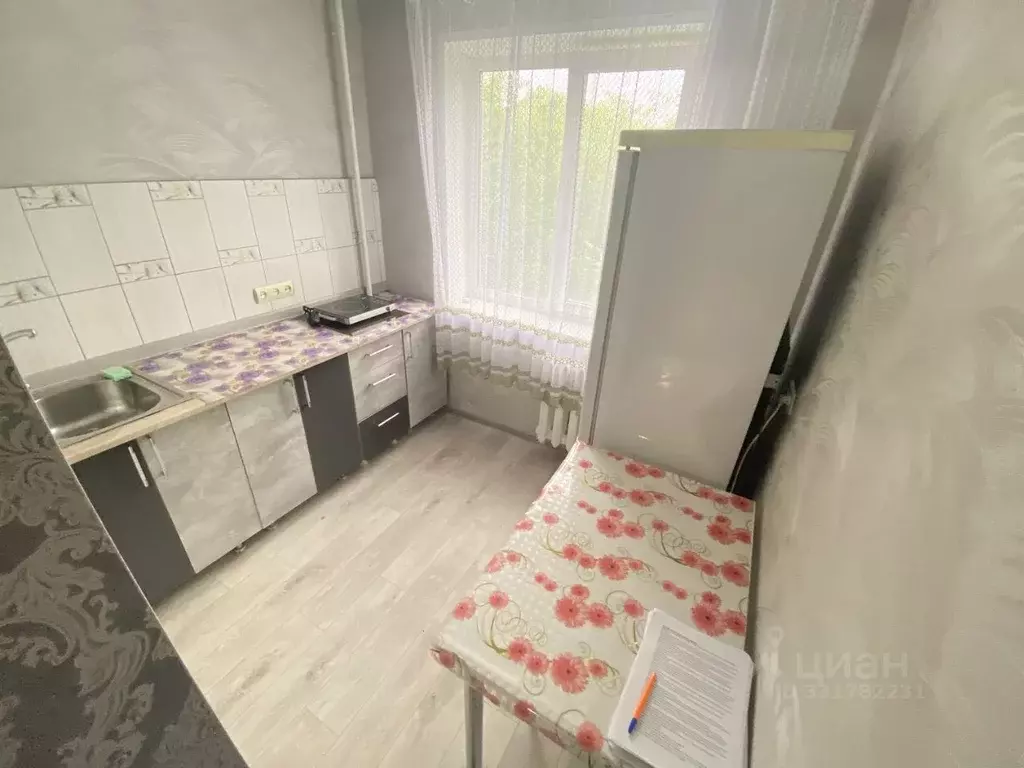 1-к кв. Хакасия, Абакан Хакасская ул., 80 (30.0 м) - Фото 2