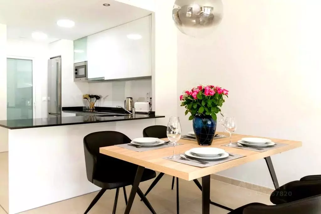 3-к кв. Краснодарский край, Сочи Центральный мкр, ул. Орджоникидзе, ... - Фото 1