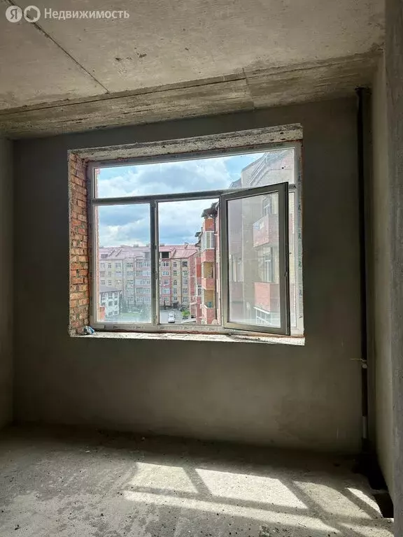 3-комнатная квартира: Владикавказ, Цветочный бульвар, 25к3 (95 м) - Фото 1