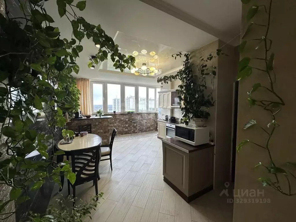 2-к кв. Белгородская область, Белгород Академическая ул., 23а (89.5 м) - Фото 1