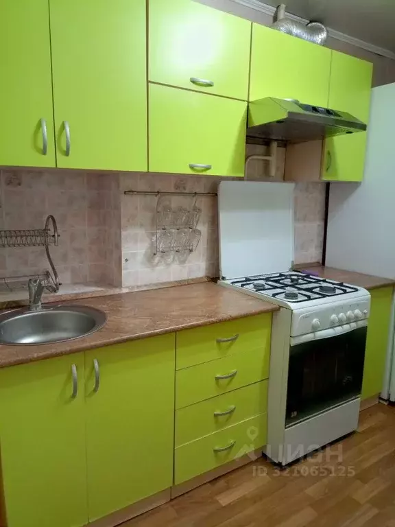 1-к кв. Омская область, Омск Новороссийская ул., 1 (32.7 м) - Фото 1