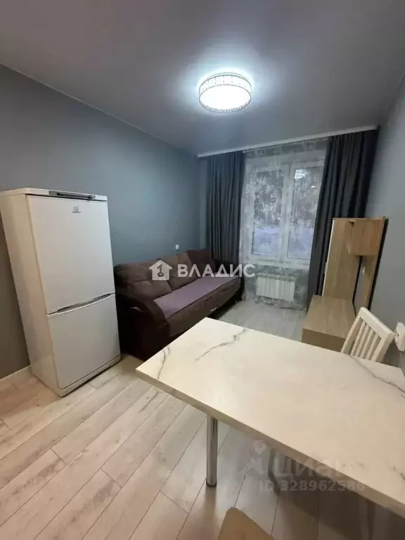 1-к кв. Бурятия, Улан-Удэ ул. Виталия Сукуева, 1к2 (34.7 м) - Фото 2