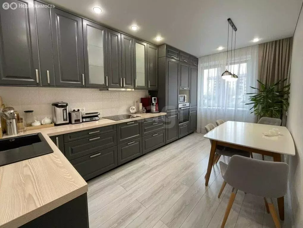 3-комнатная квартира: Боровский, улица Мира, 27 (81.5 м) - Фото 1