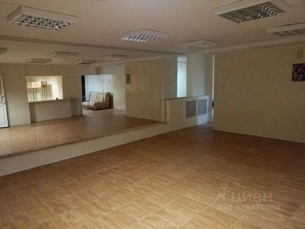 Помещение свободного назначения в Свердловская область, Екатеринбург ... - Фото 1