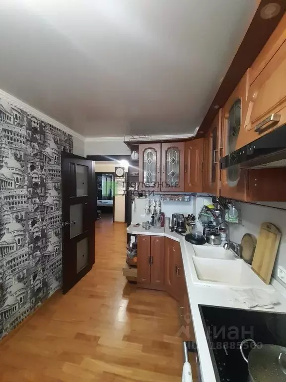 3-к кв. Башкортостан, Уфа Комсомольская ул., 106 (82.0 м) - Фото 0