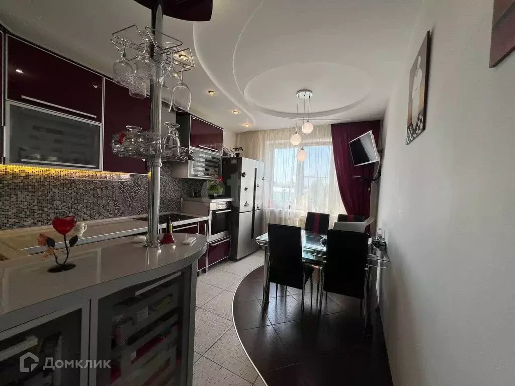 Продаётся 2-к квартира, 61.2 м - Фото 1