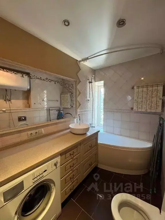 Студия Приморский край, Владивосток Светланская ул., 4 (25.0 м) - Фото 0