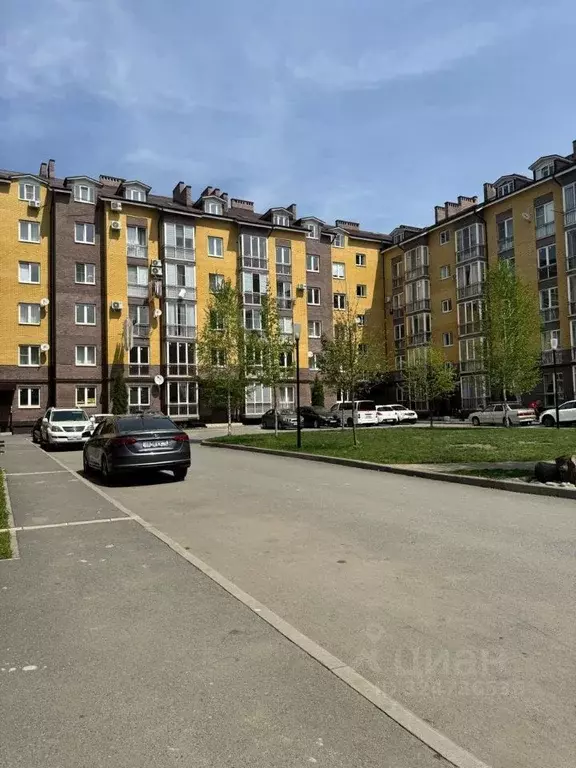 3-к кв. Северная Осетия, Владикавказ ул. Шамиля Джикаева, 7 (100.0 м) - Фото 1