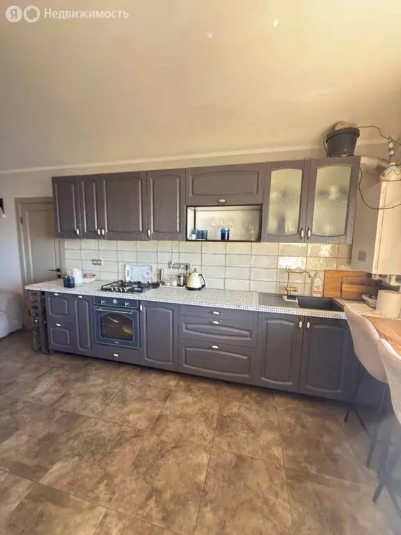 3-комнатная квартира: Геленджик, улица Ходенко, 8А (95 м) - Фото 2