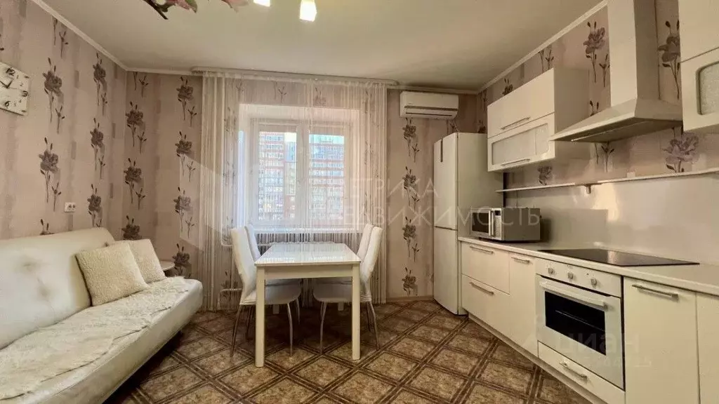 2-к кв. Тюменская область, Тюмень Солнечный проезд, 7 (87.7 м) - Фото 1