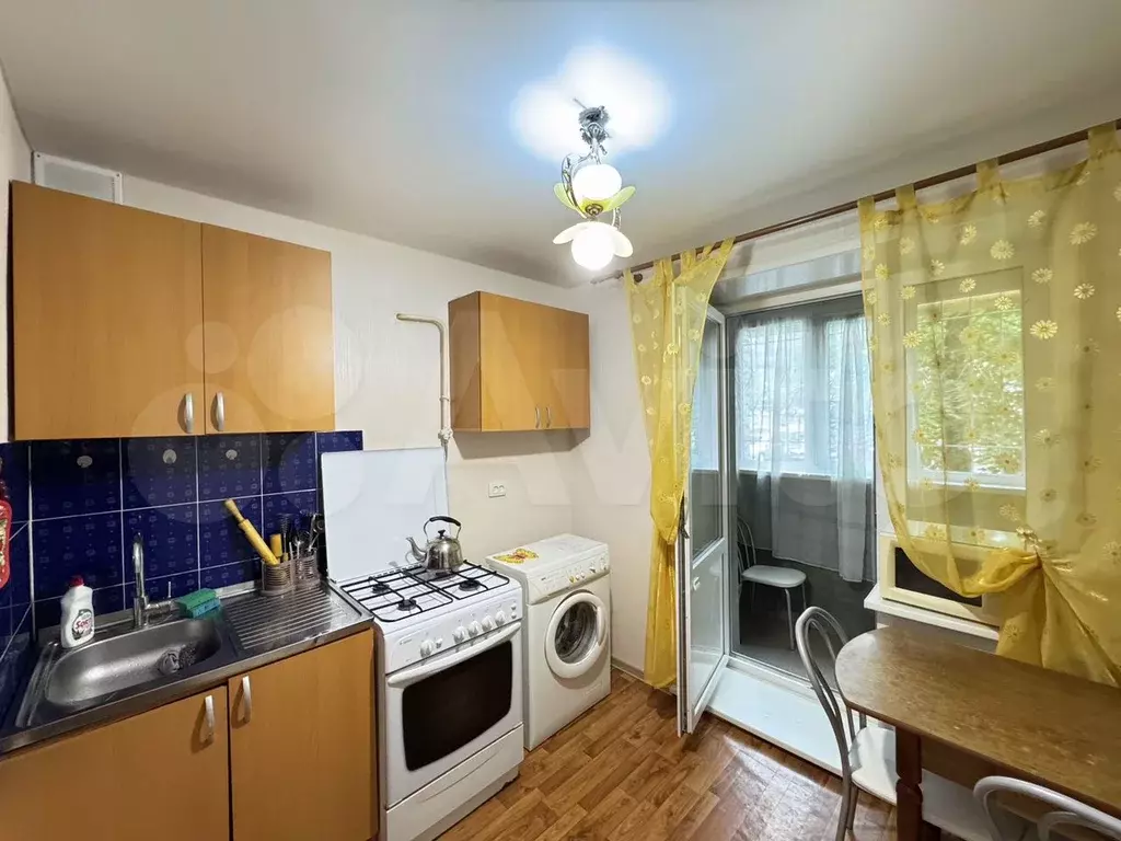 1-к. квартира, 33 м, 1/9 эт. - Фото 0