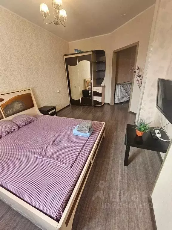 1-к кв. Омская область, Омск просп. Комарова, 14к2 (40.0 м) - Фото 1