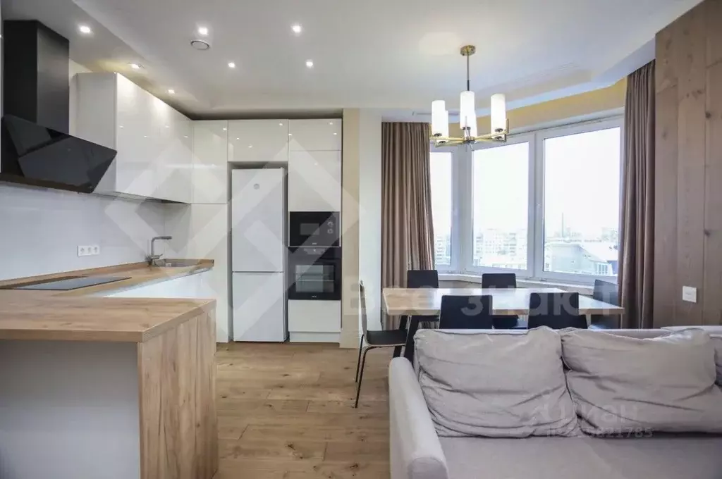 2-к кв. Челябинская область, Челябинск ул. Свободы, 77 (72.3 м) - Фото 1