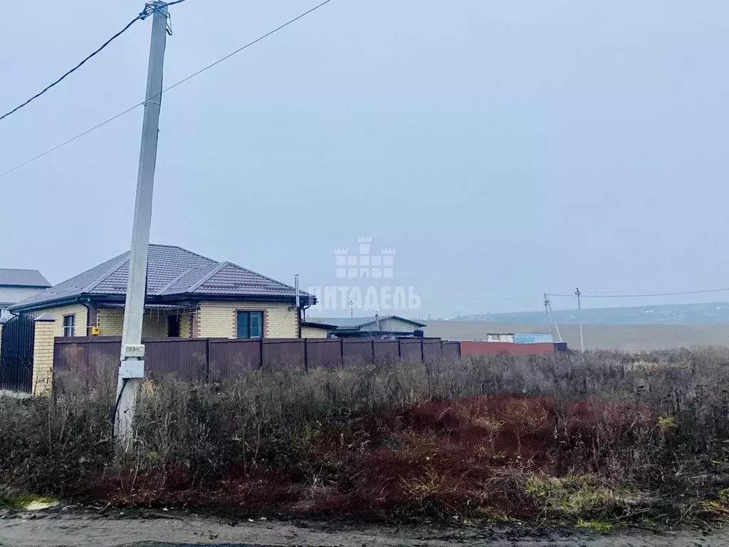 Участок в Воронежская область, Семилукский район, Губаревское с/пос, ... - Фото 2