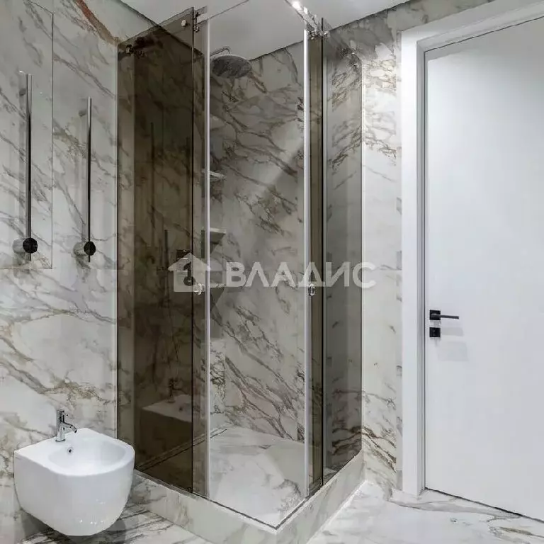 Продается 3-комнатная квартира - Фото 1