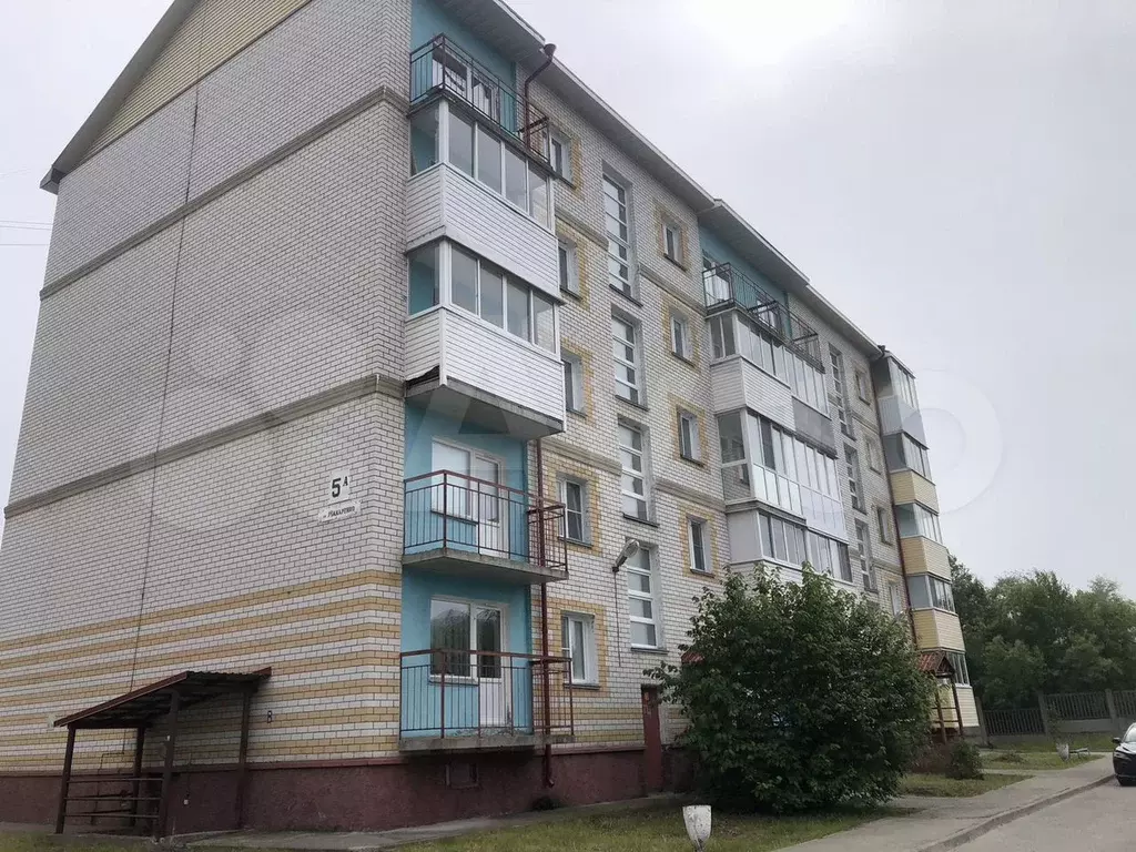 Комната 27 м в 2-к., 4/5 эт. - Фото 0