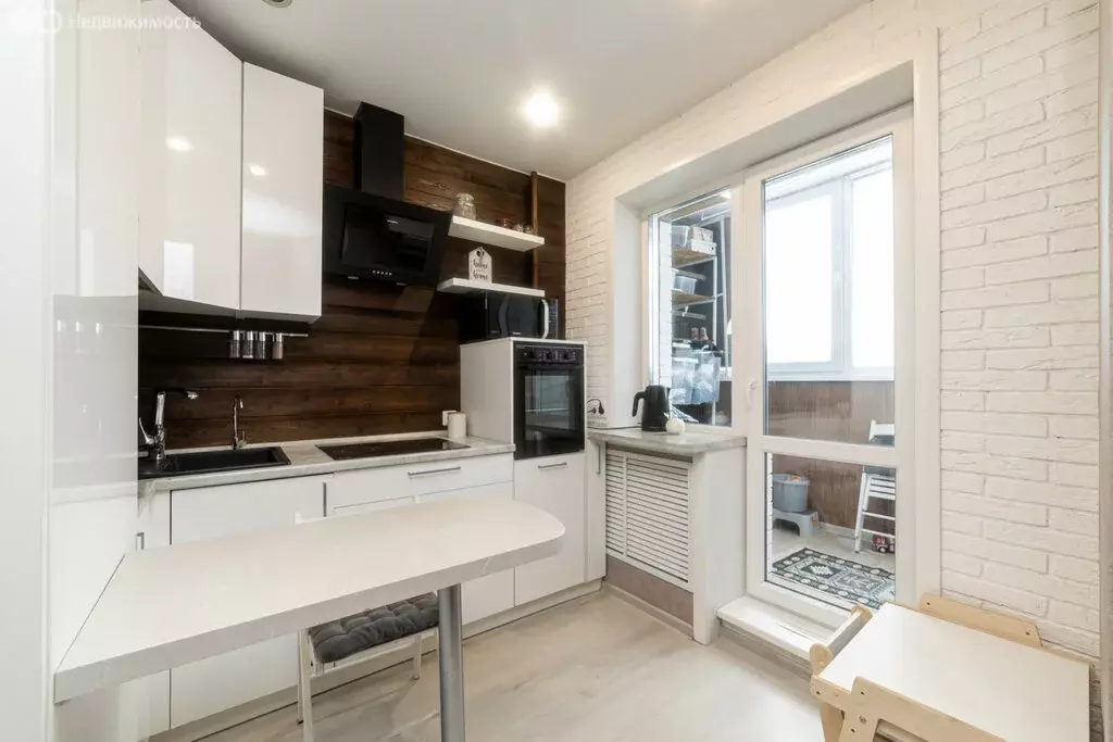 2-комнатная квартира: Архангельск, исторический район Соломбала, улица ... - Фото 1