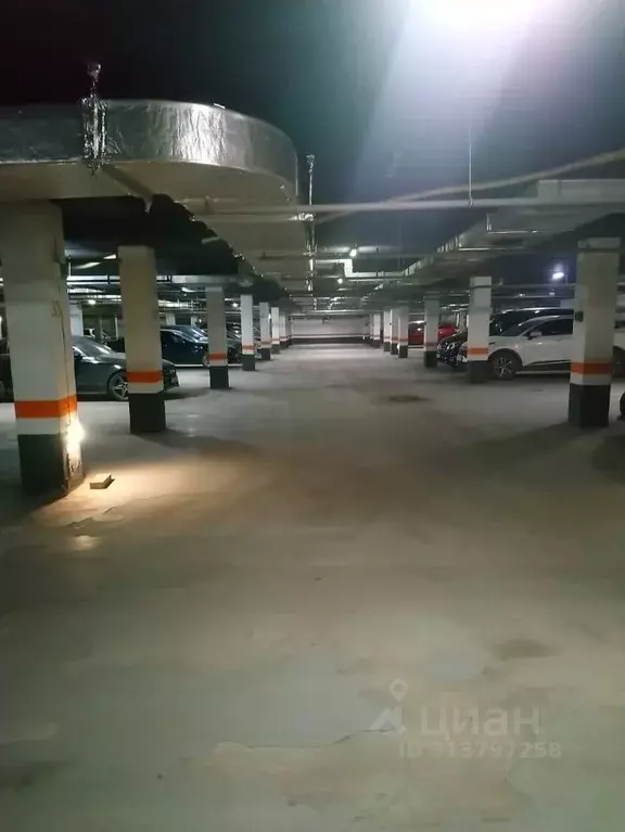 Гараж в Новосибирская область, Новосибирск ул. Крылова, 34 (15 м) - Фото 1