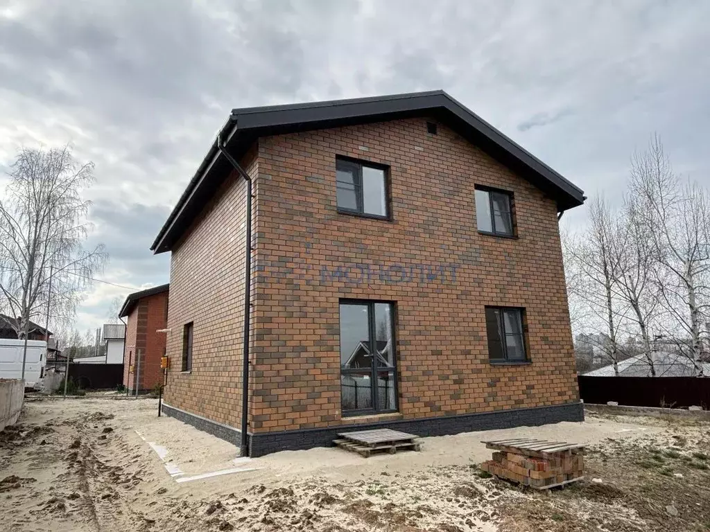 Дом в Нижегородская область, Нижний Новгород Осенняя ул. (114 м) - Фото 1