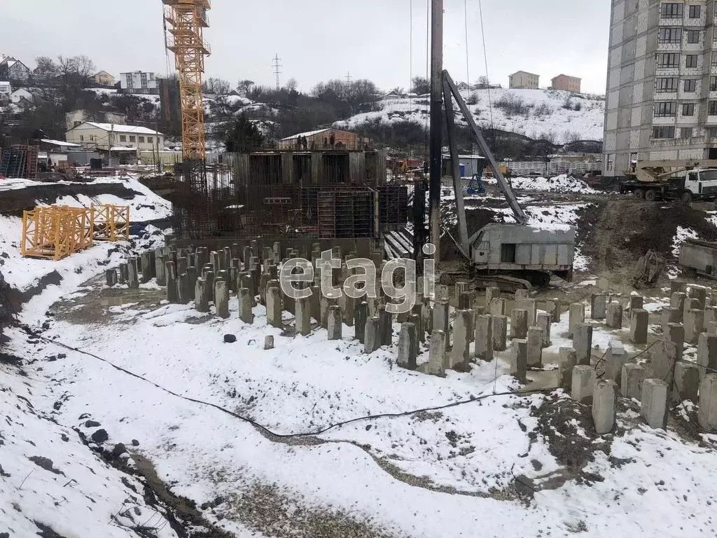 1-к кв. Крым, Симферопольский район, с. Мирное ул. Крымской Весны, 1к4 ... - Фото 0